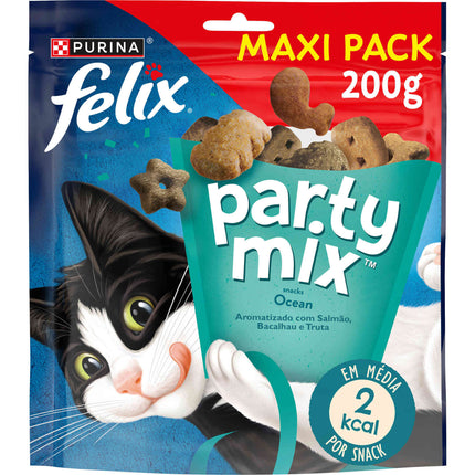Purina Felix Party Mix Ocean Cat Treats Salmon, Cod & Trout 200g | Crunchy Snack for Adult Cats