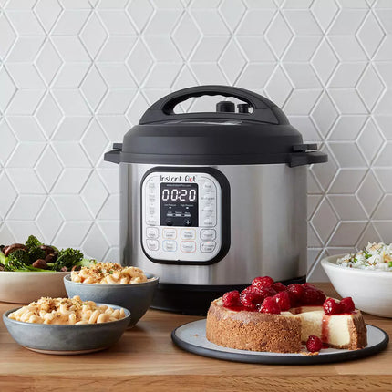 Instant Pot Duo™ 7.6L (8L) 7-in-1 Multi-Cooker – Fast, Versatile, Family-Sized Cooking