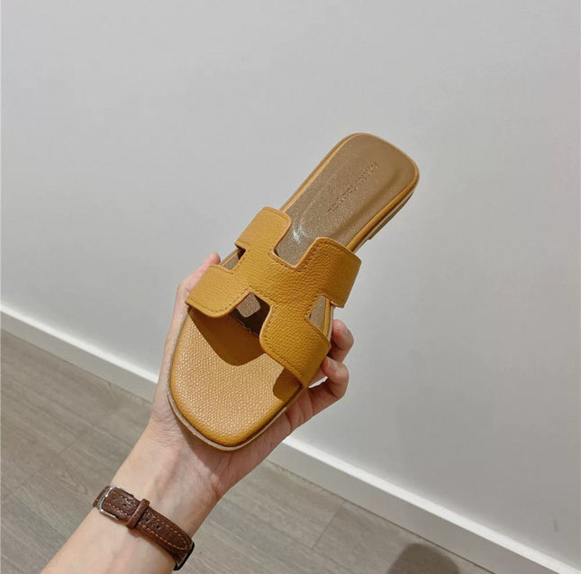 Luxury Women’s Slippers – Elegant Comfort for Everyday Indulgence | Premium Softness & Style