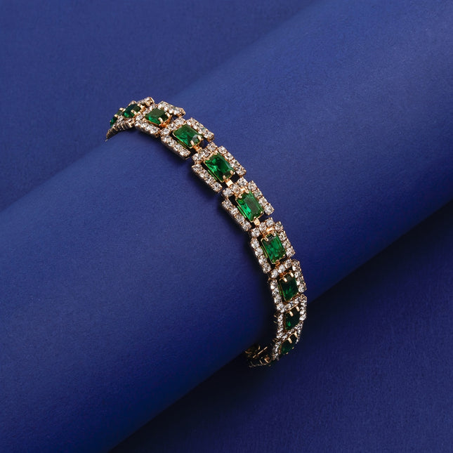 Women's Adjustable Emerald Green Gemstone-Like Bracelet – Elegant Luxury with Clear Rhinestones – Sophisticated Jewelry for Daily & Formal Occasions