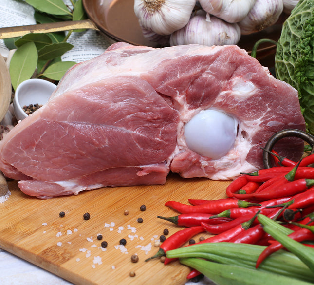 Pork Shoulder with Bone (Pá de Porco c/Osso)